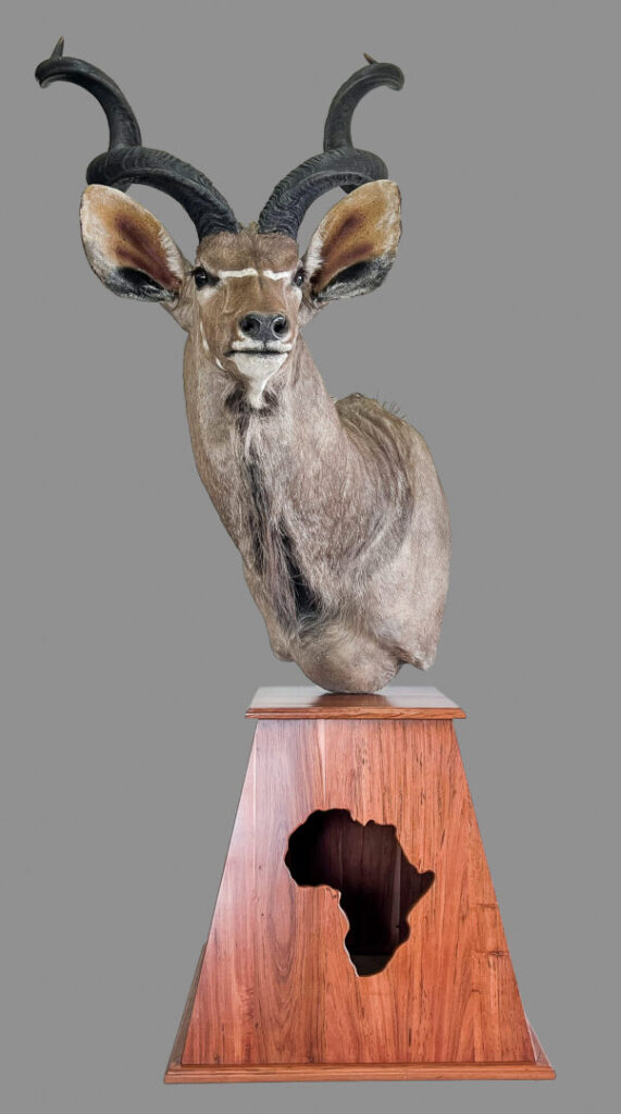 Kudu Floor Pedestal